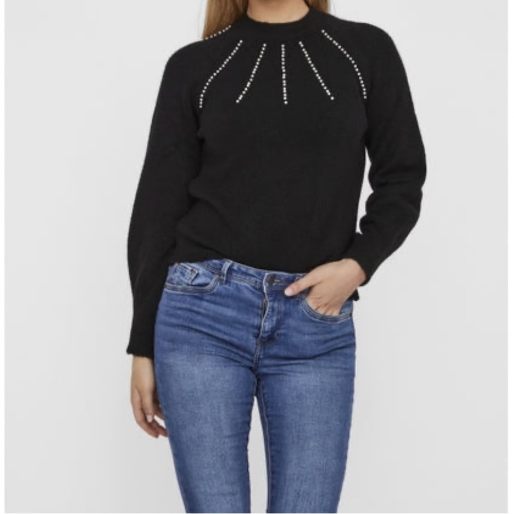Knitted Pearl High-neck Sweater